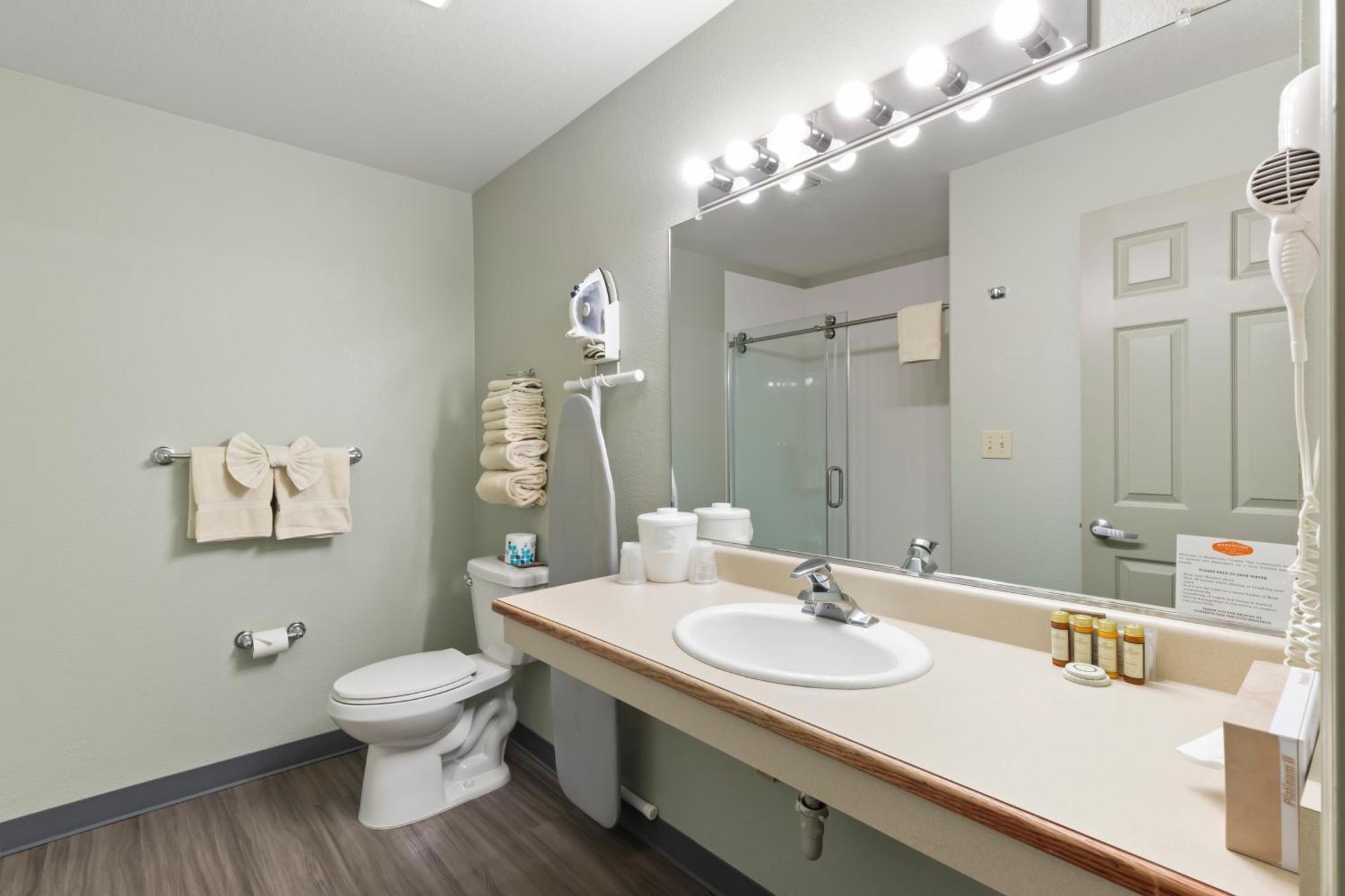 Beach House Inn Форт Браг Екстериор снимка